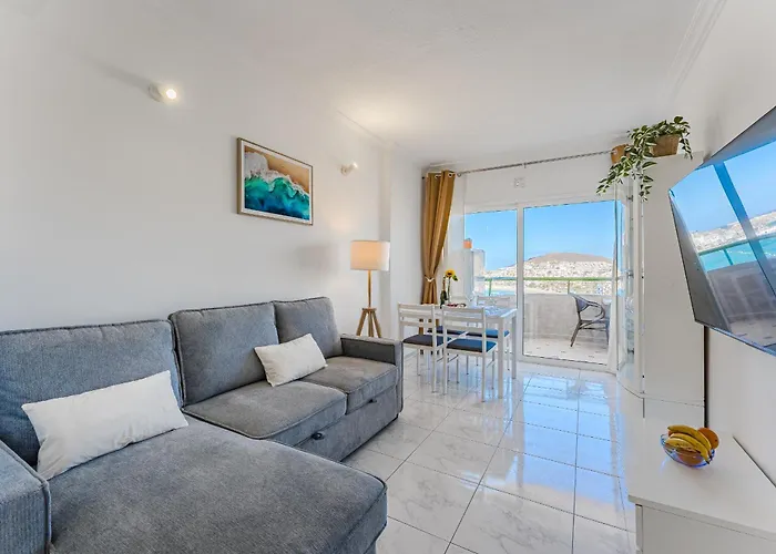 Costamar Panorama - Oceanview One Bedroom Los Cristianos (Tenerife)
